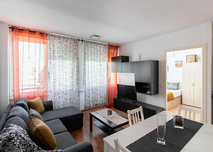 Monko Mar & Arena Appartement